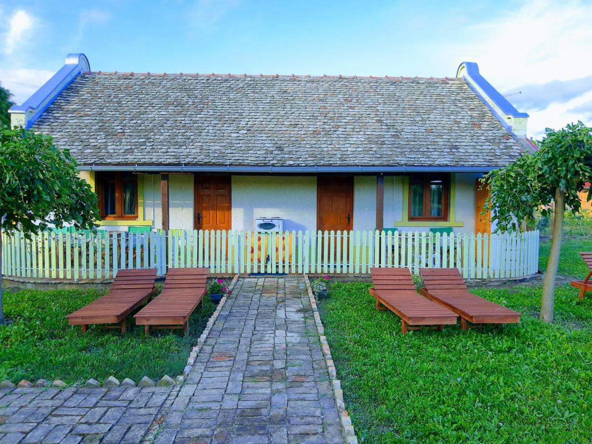 Villa Diiva Curug Exterior foto